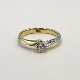 Золотое кольцо с цирконом 01-19305907