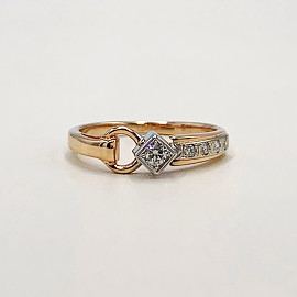 Золотое кольцо в красном с белым цвете с белыми бриллиантами 01-200010617