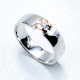 Обручальное кольцо из золота с белым бриллиантом 01-200058653