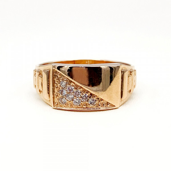 Перстень из золота красного цвета с цирконом