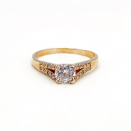 Золотое кольцо красного цвета с цирконом 01-18403784